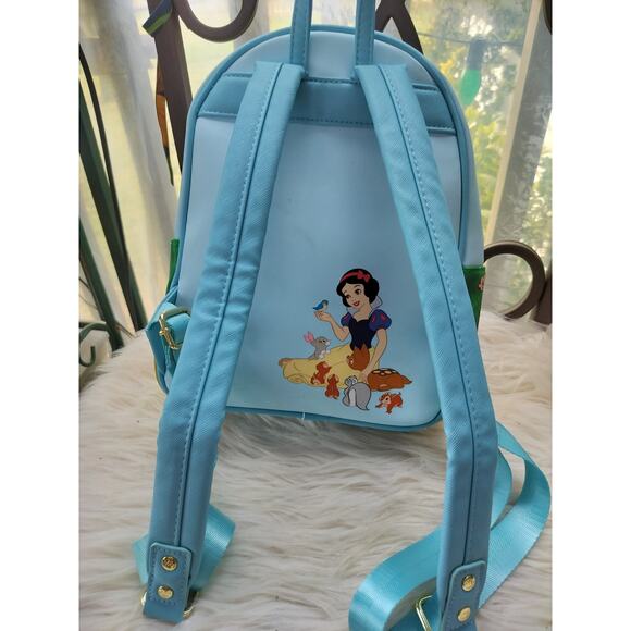 5224) Loungefly Disney Snow White and Seven Dwarfs Forest Animal Mini Backpack